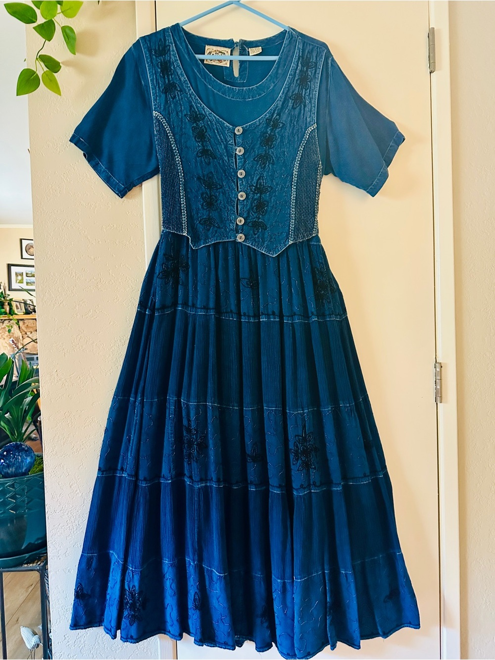 Vintage 24 Karat Dress OS Blue Maxi Embroidered Boho Short Sleeve